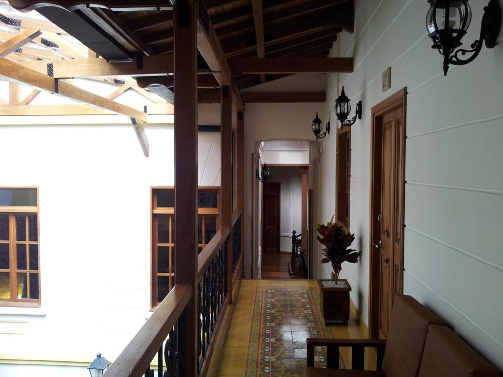 Hotel Santa Lucia Boutique Spa Bogotá Eksteriør bilde Interior of the house