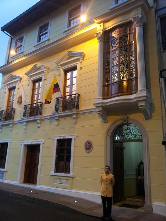 Hotel Santa Lucia Boutique Spa Bogotá Eksteriør bilde Ecuadorian Embassy in Lima